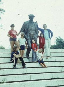 Kádár Tomi Leninnel