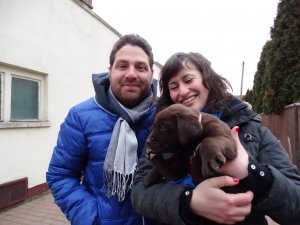 Vera, Peti megy egy kisfiú csokilabi